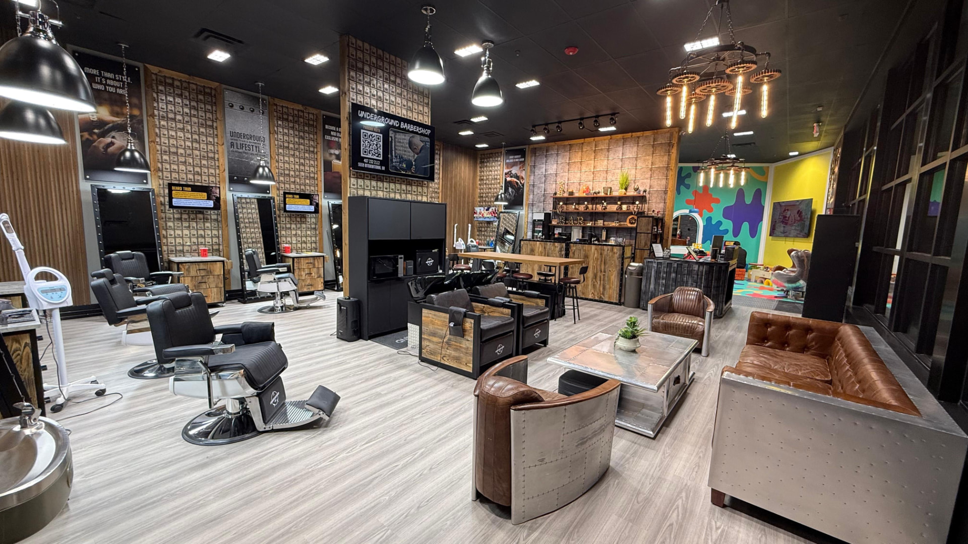 Underground Barbershop service floor